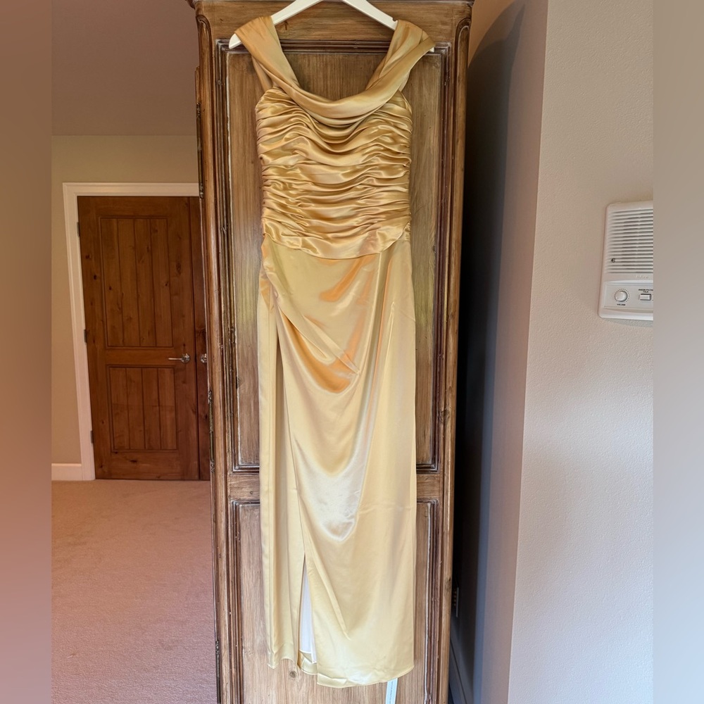 NWT Reformation Parand Dress size 6
